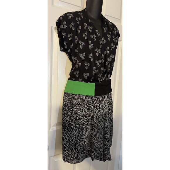 Diane von Furstenberg DVF Stretch Silk Dress 2 Black Green Ivory Short Sleeve - Picture 4 of 16